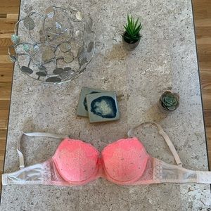 Victoria’s Secret Bra